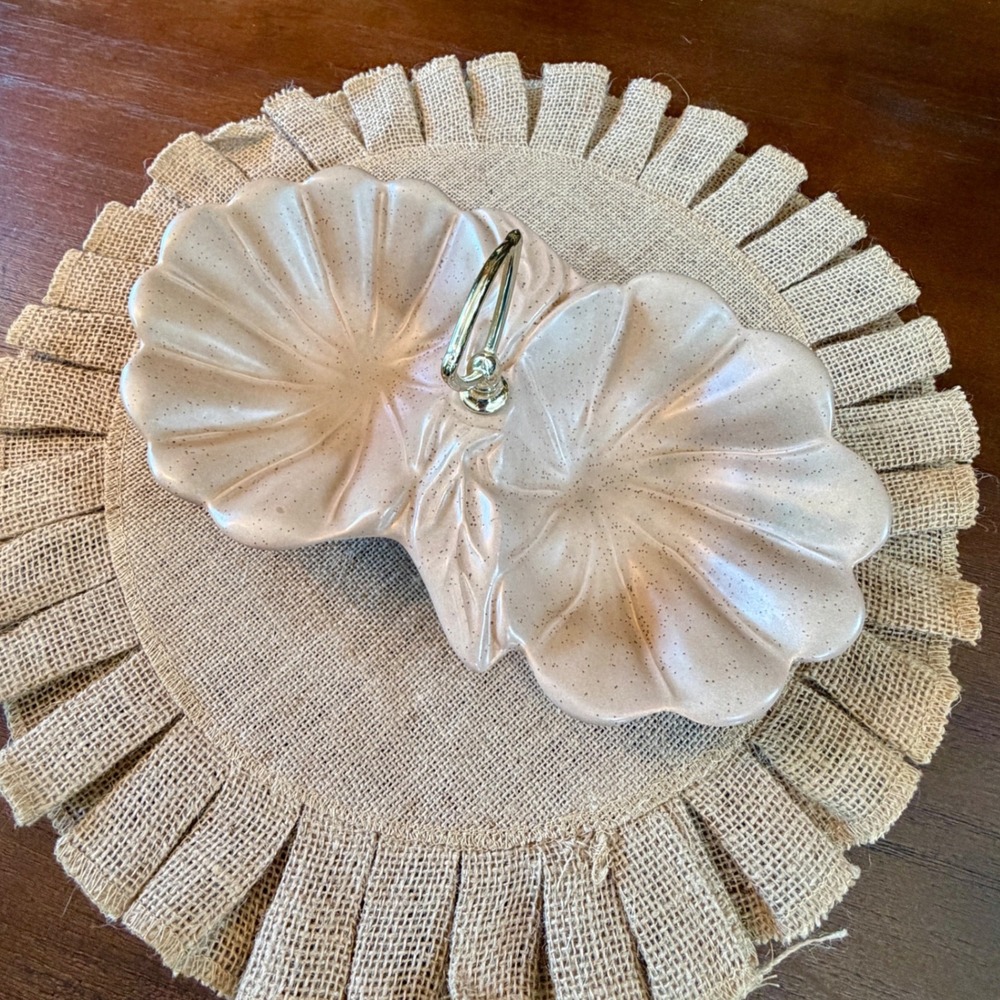 Vintage California Pottery Double Shell‎ Serving Dish Speckled Tan Gold Handle